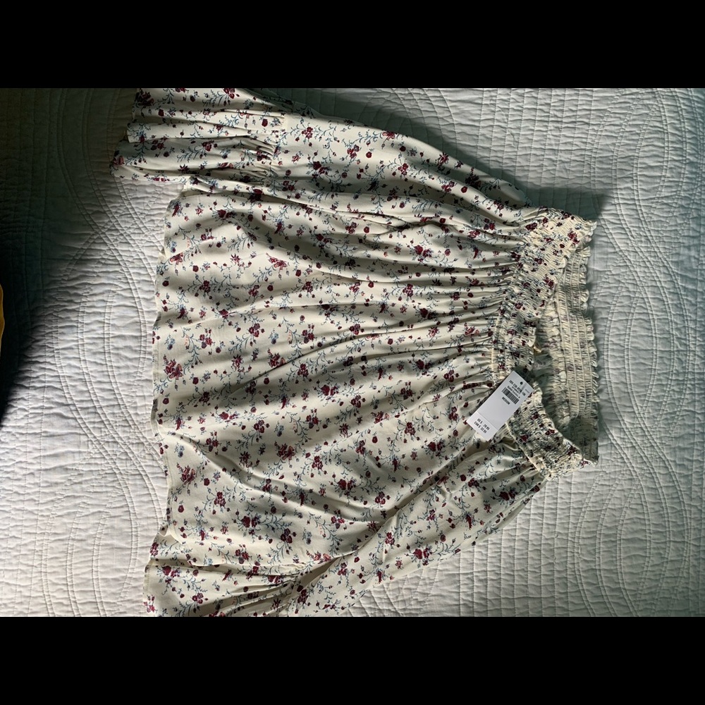 Hollister floral blouse